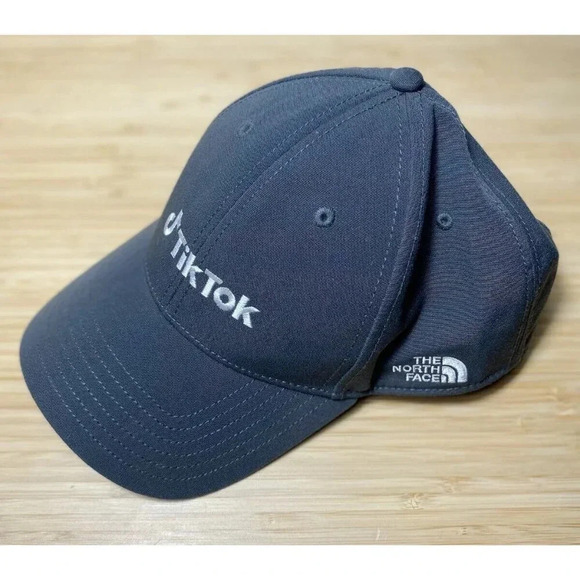 Rare The North Face TikTok Logo Hat – Trendy Streetwear VERY NICE. - Picture 2 of 4